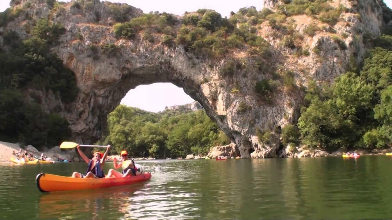 Mas Des Gardies Saint-Julien-de-Peyrolas Buitenkant foto