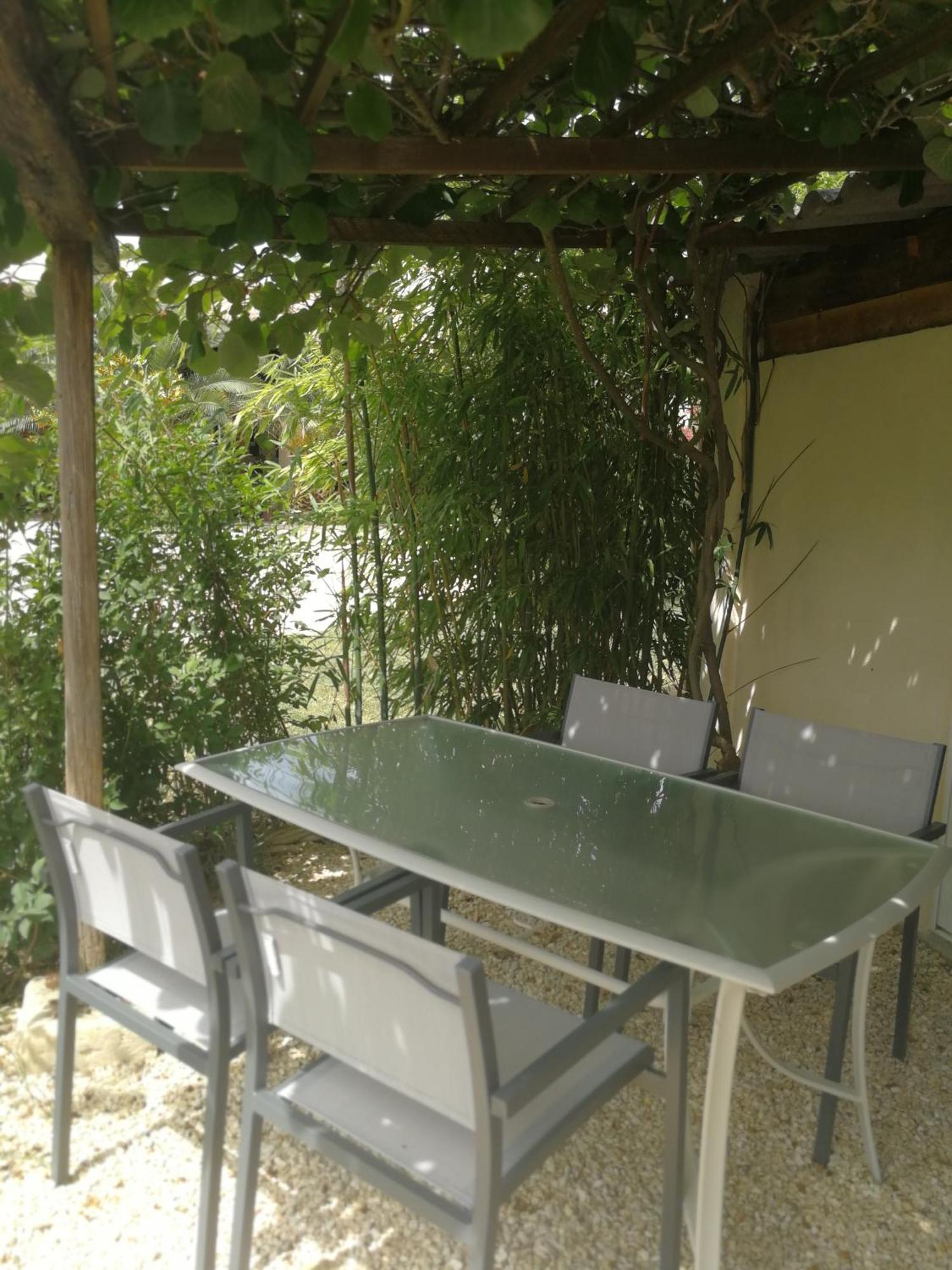 Mas Des Gardies Saint-Julien-de-Peyrolas Buitenkant foto